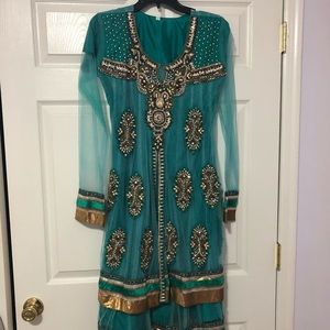 🎁 Indian/ Paki party wear